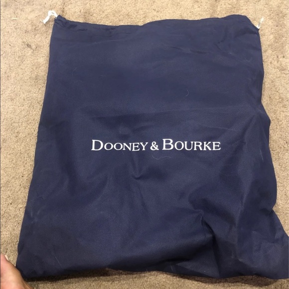 Dooney and Bourke - Picture 5 of 5